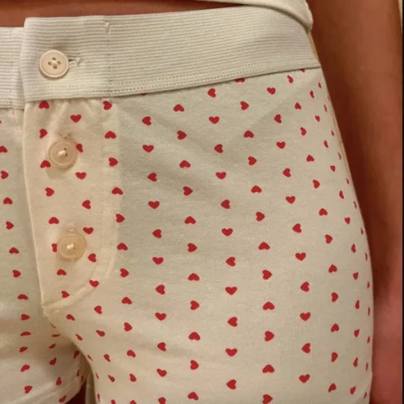 Brandy Melville Heart Pattern Boy Shorts - Picture 5 of 5